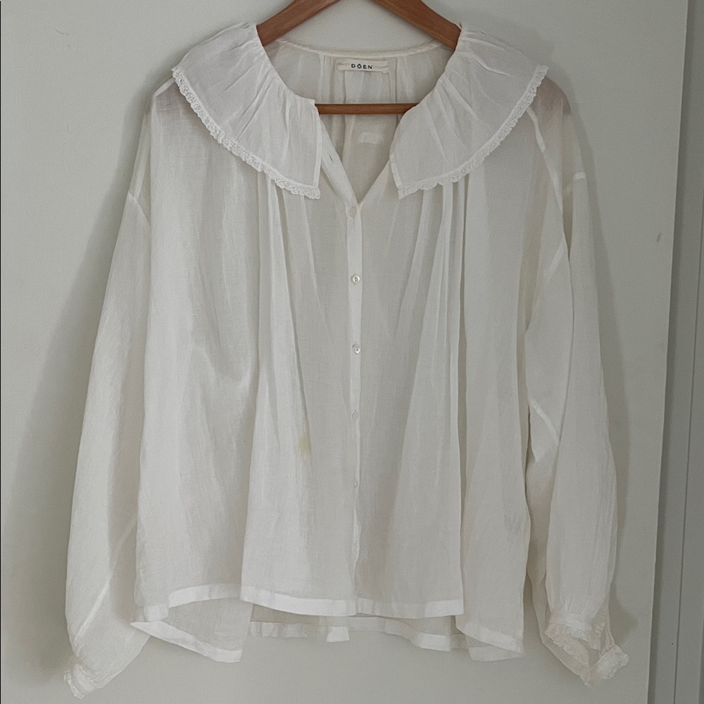Doen Sheer White Blouse with Ruffled Collar